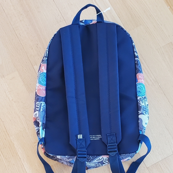 Adidas Backpack - Picture 2 of 4